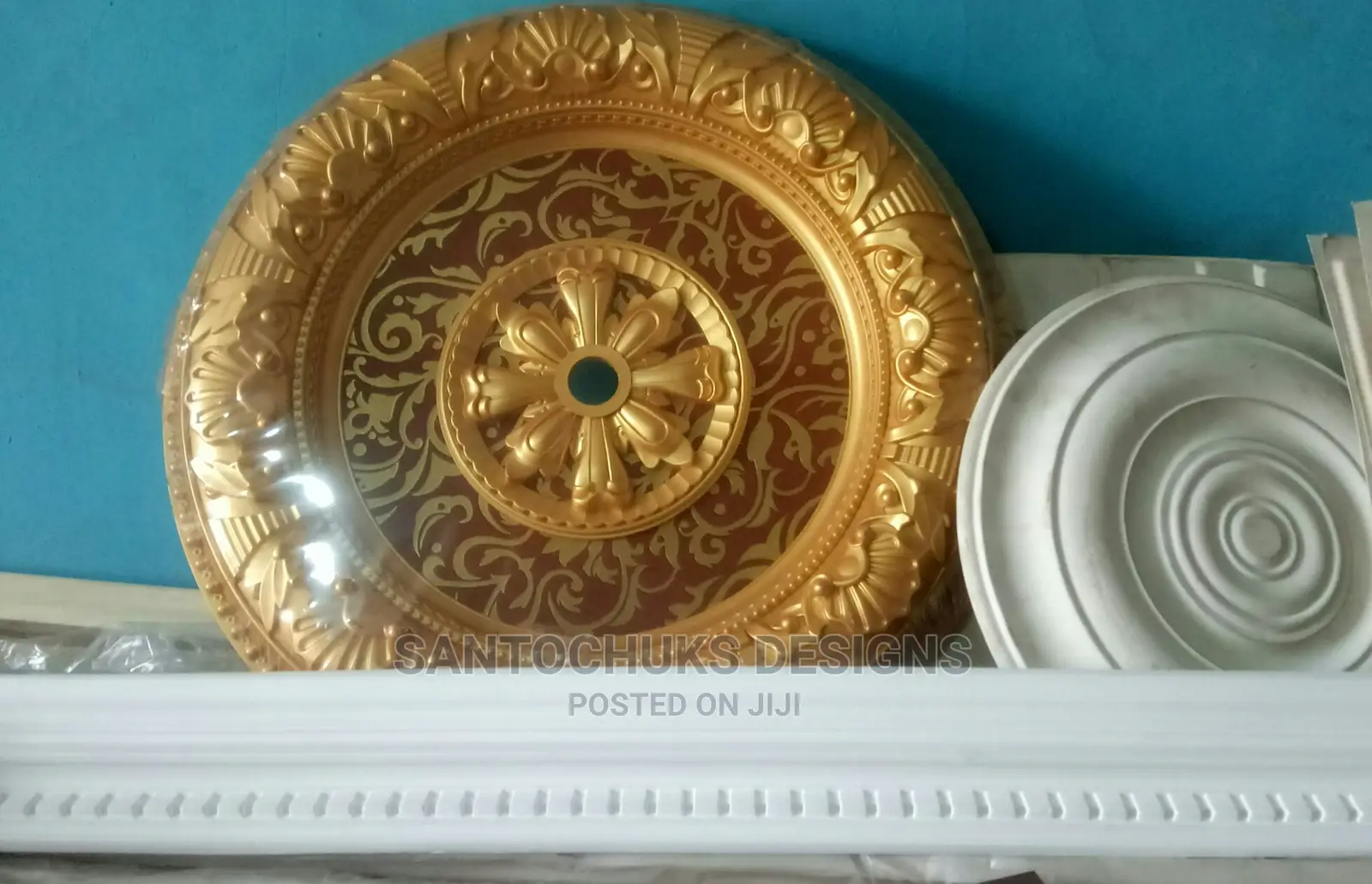 Pop Cornice and Ceiling Focus/Medallions