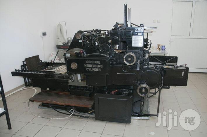 Dycutting Machine