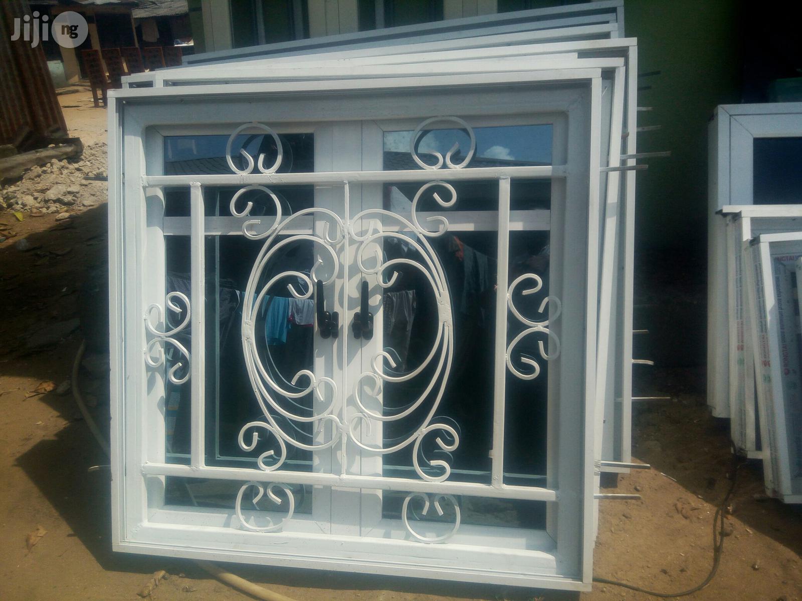 Embedded Burglary Proof Casement Windows With Nets