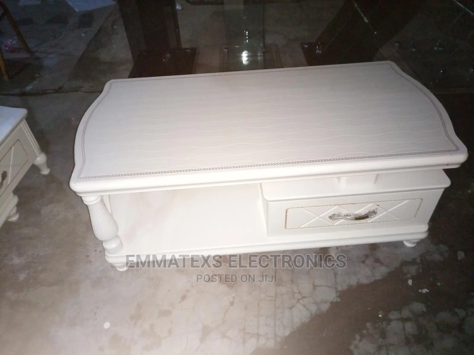 Royal Tv Stand and Center Table