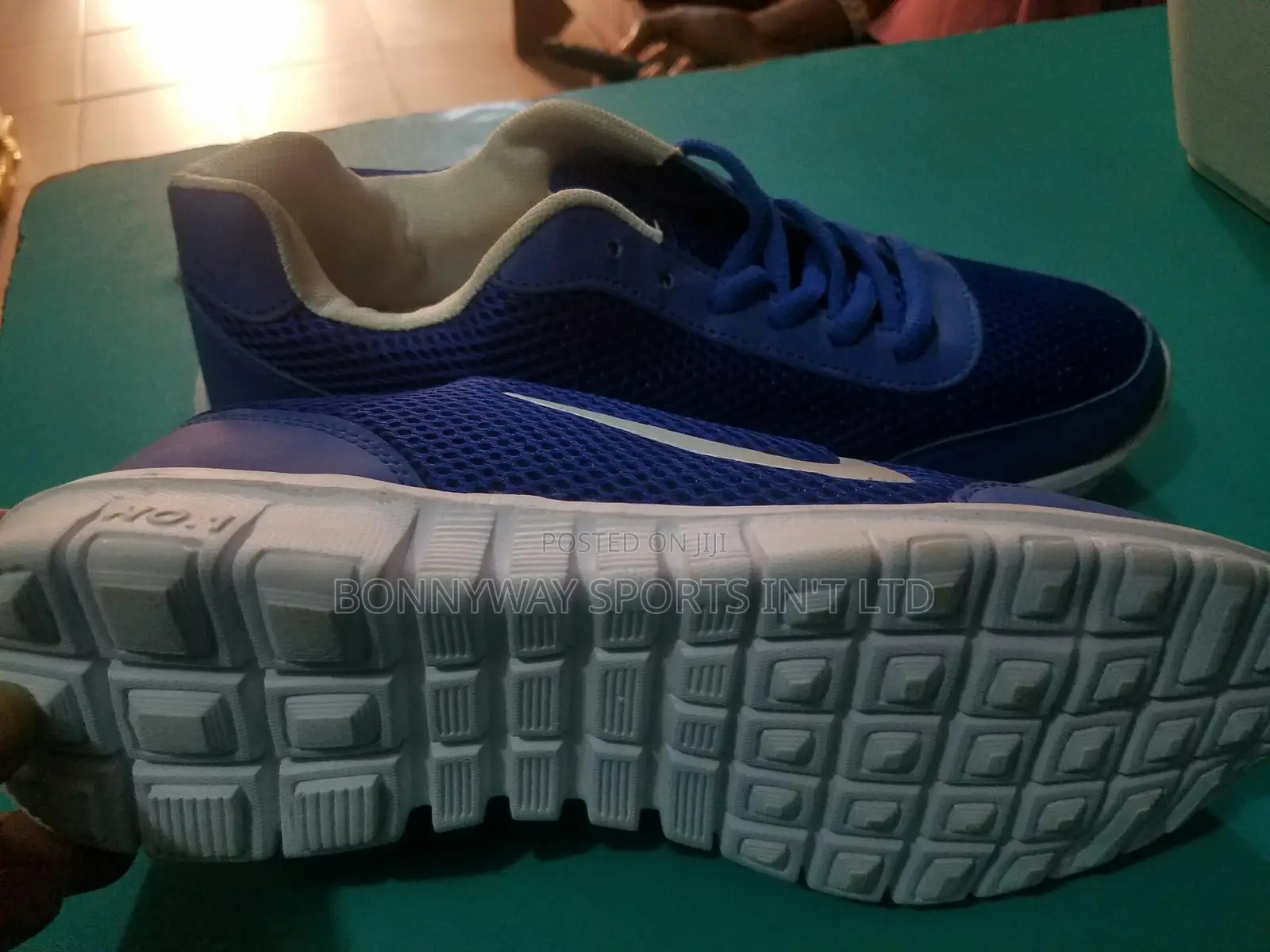 Nike Size 42 Jugging Sports Canvas