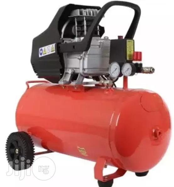 Universal Air Compressor - 25 LTRS