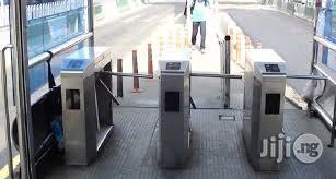 Waist Turnstile