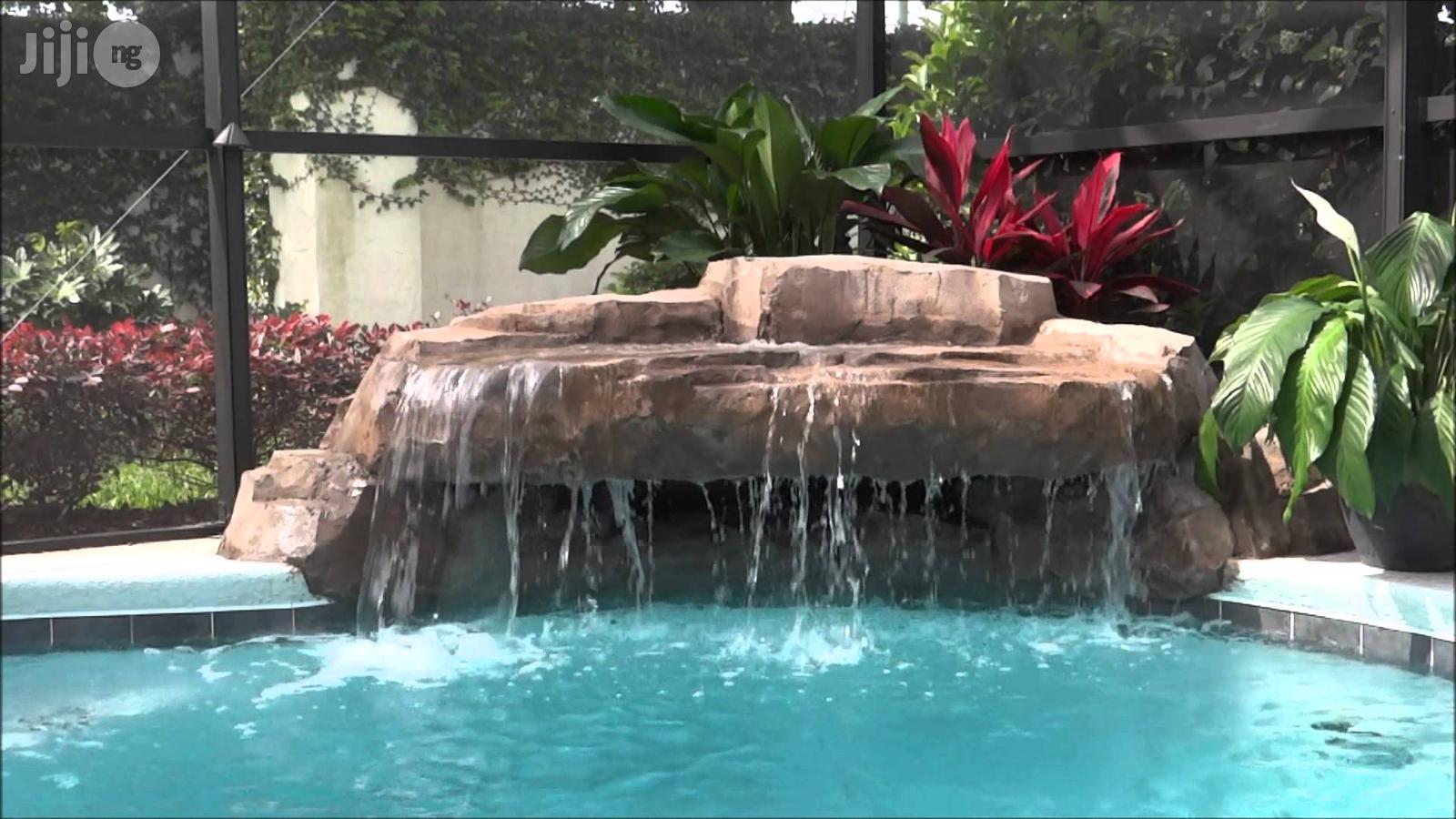 Waterfall Swimming Pool (Swimming Pool Waterfall Designs)
