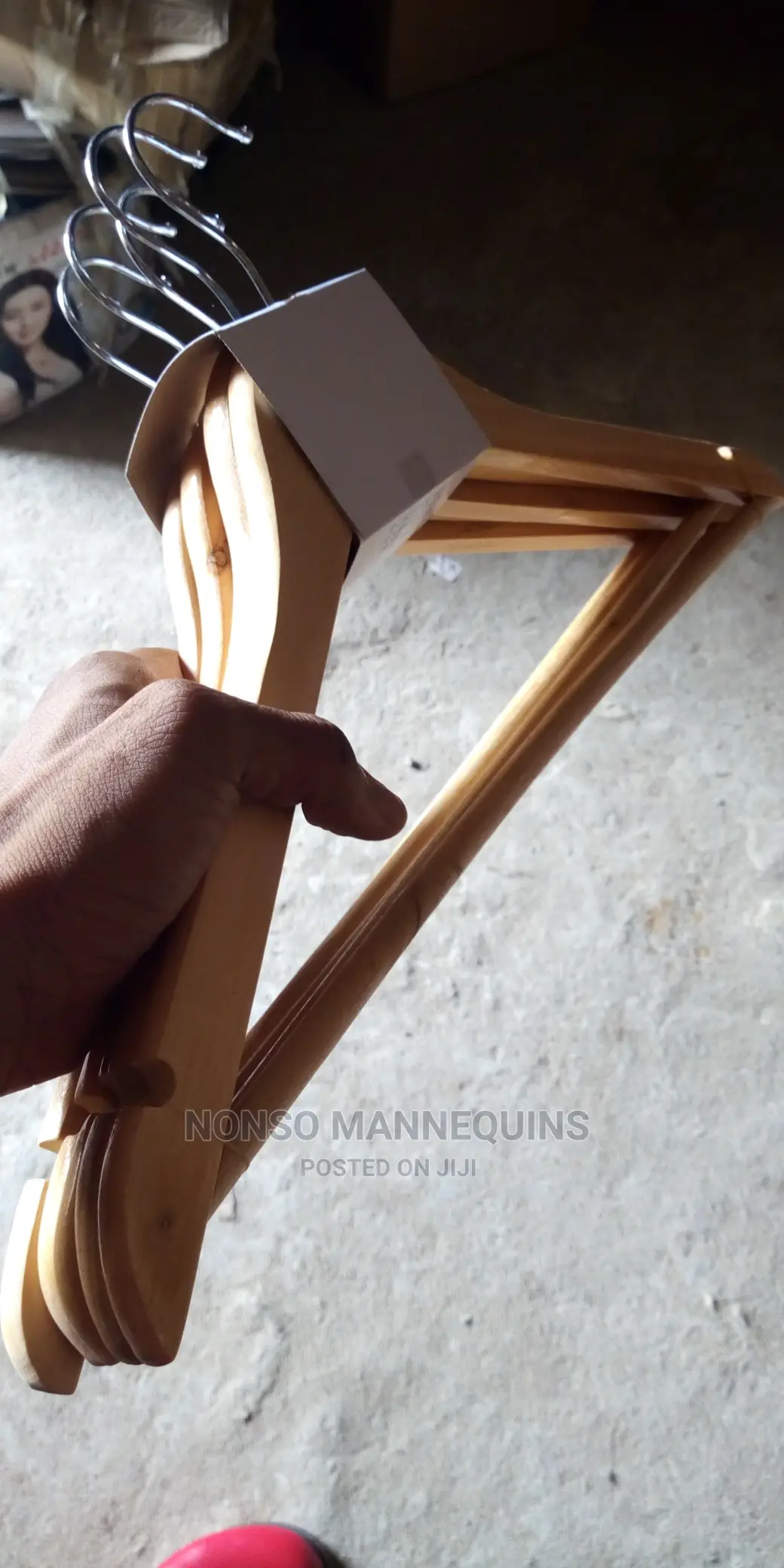 High Quality Wooden Clothes Hanger