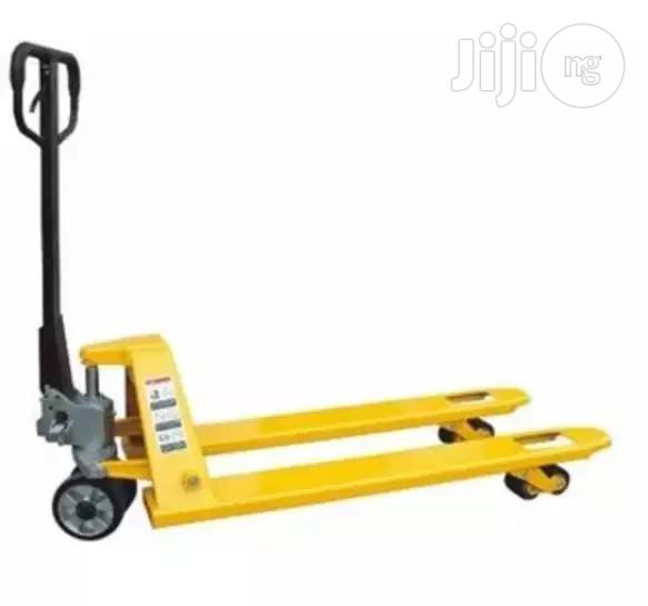 Hand Pallet Truck - 2.5tons