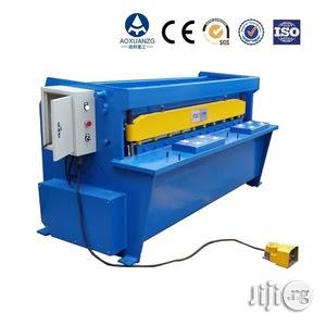 Guillotine/Cutting Machines
