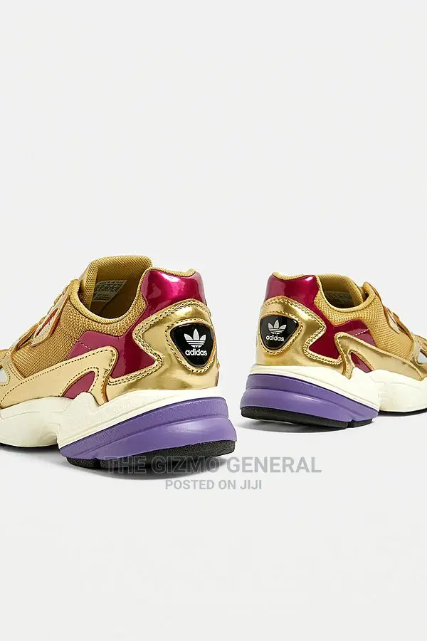 Adidas Falcon Sneakers Gold
