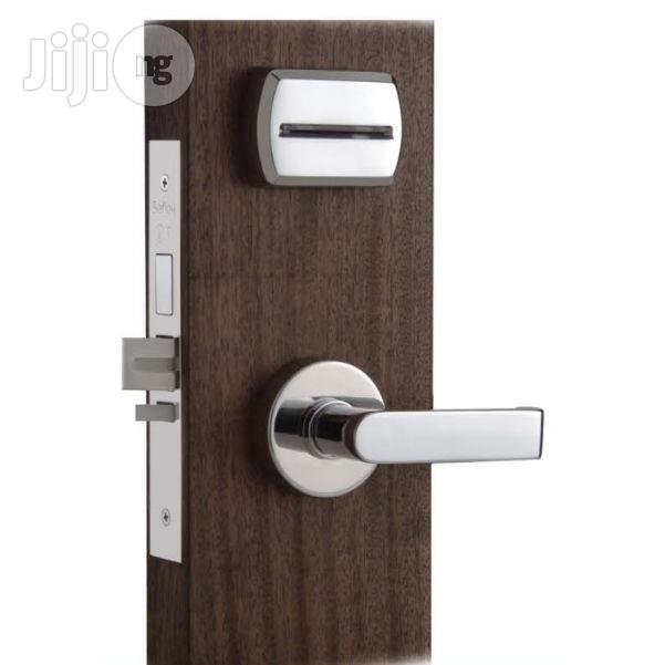 Secure Your Doors With Hotel Cardlocks