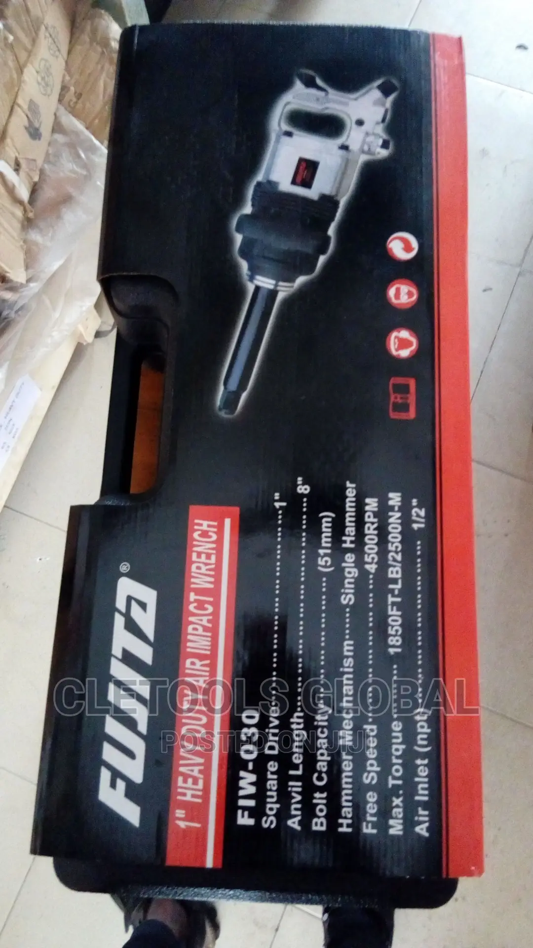 Air Impact Wranch 1" With Socket Inside