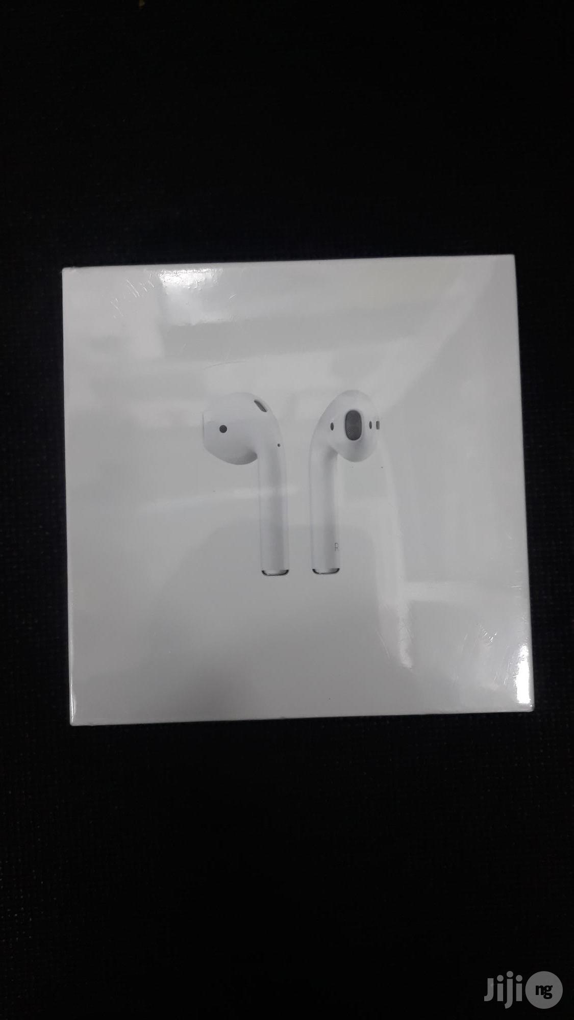 Apple Airpods White.