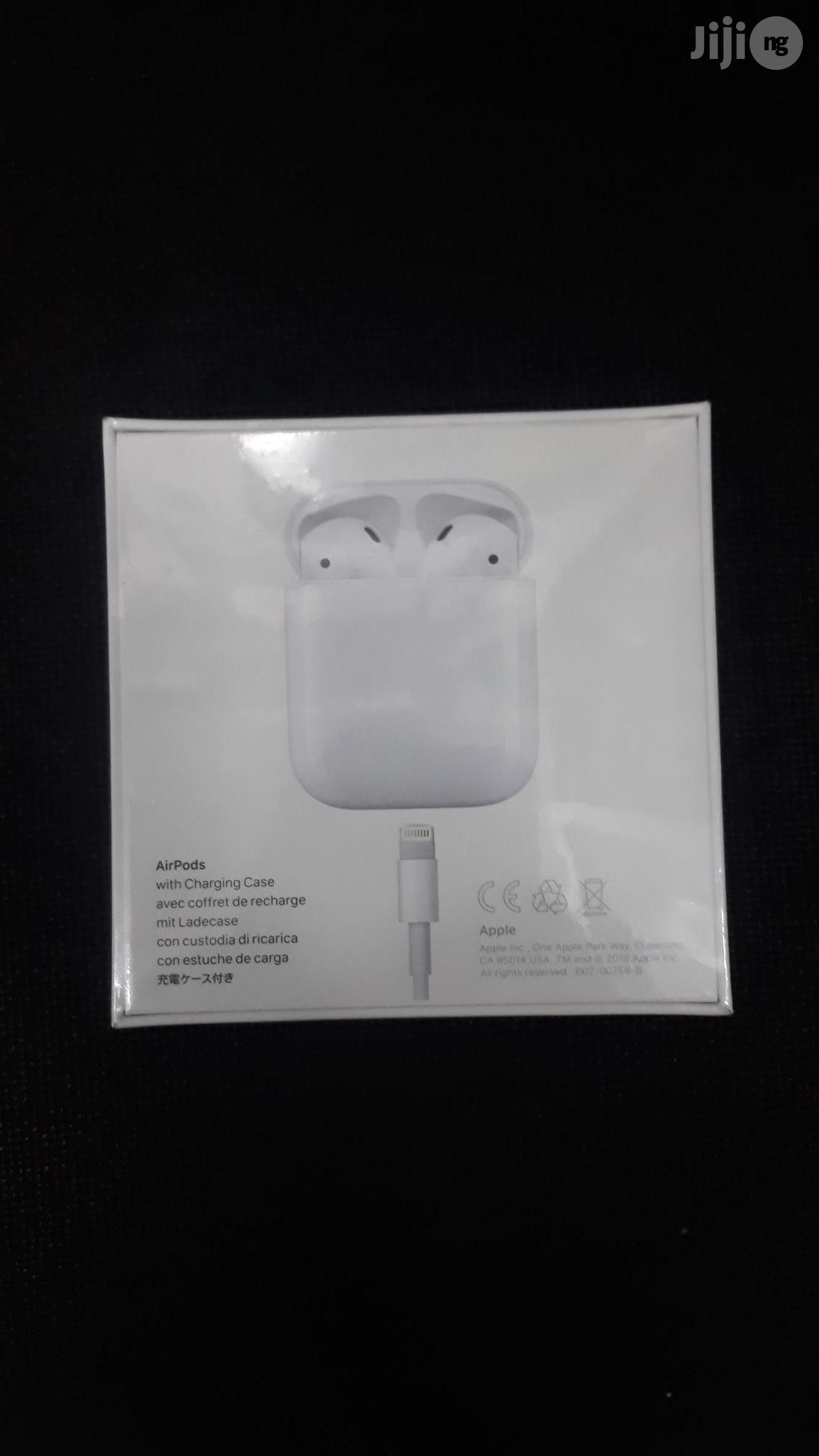 Apple Airpods White.