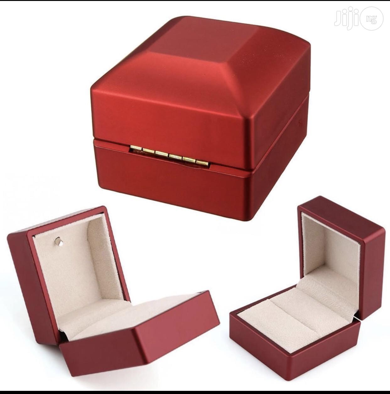 Beautiful Engagement Ring Box