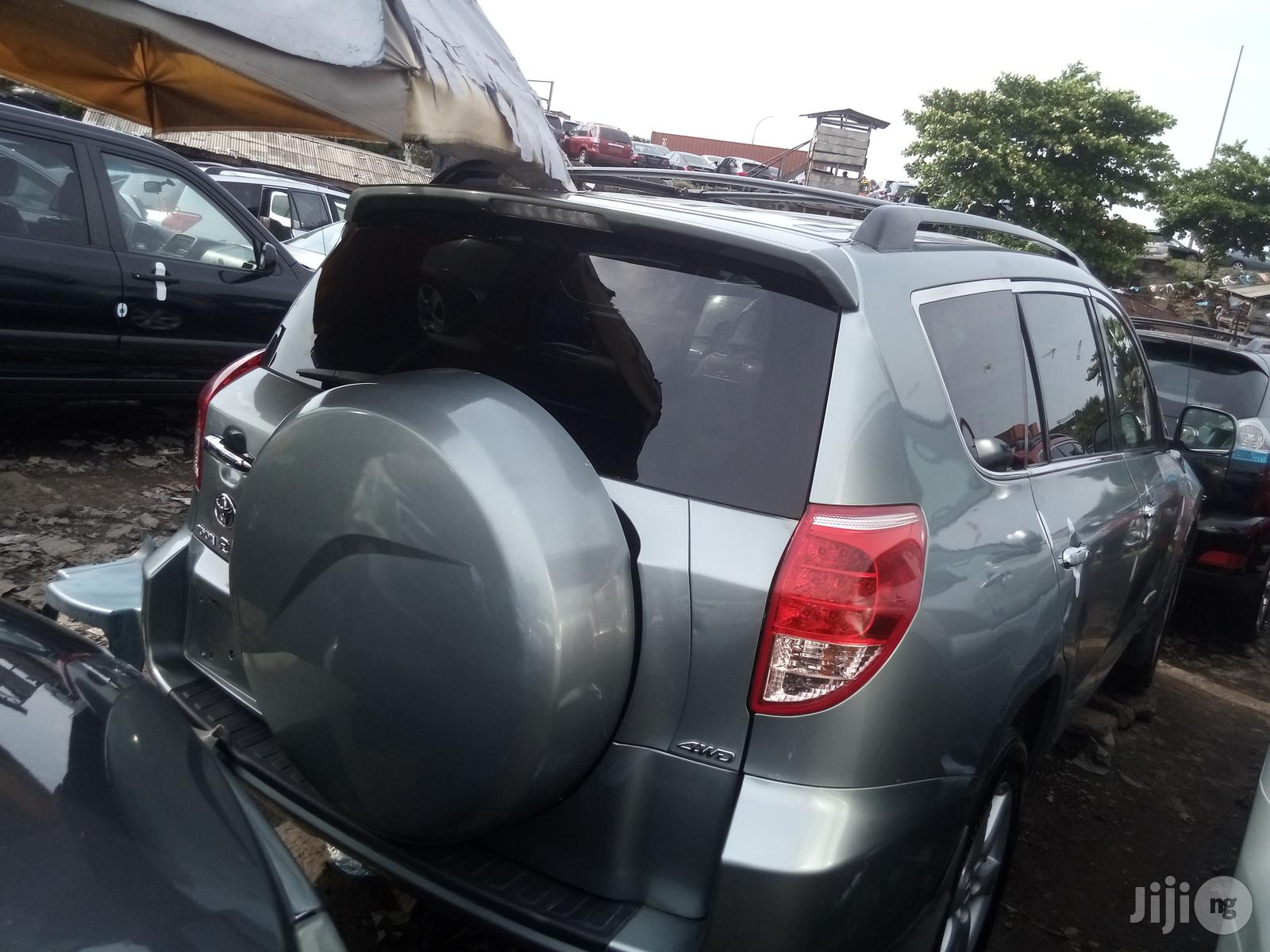 Toyota RAV4 Limited V6 2008 Gray