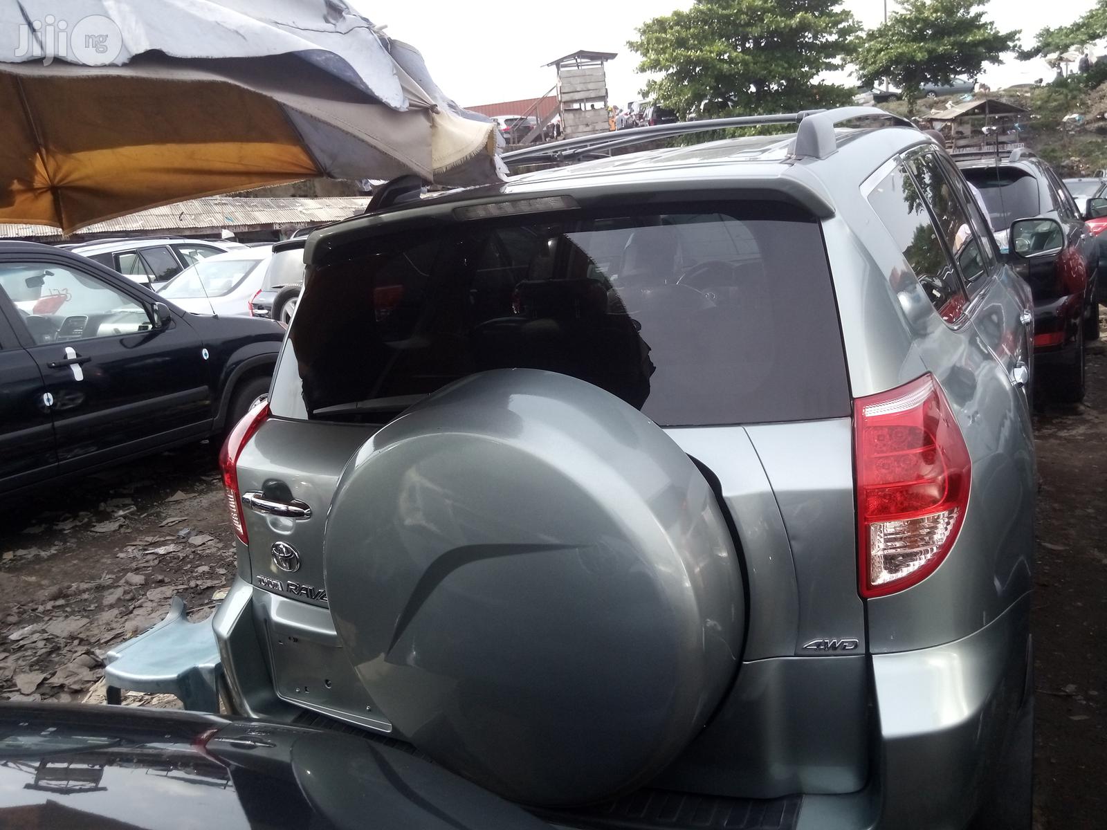 Toyota RAV4 Limited V6 2008 Gray
