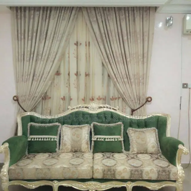 Royal Curtains