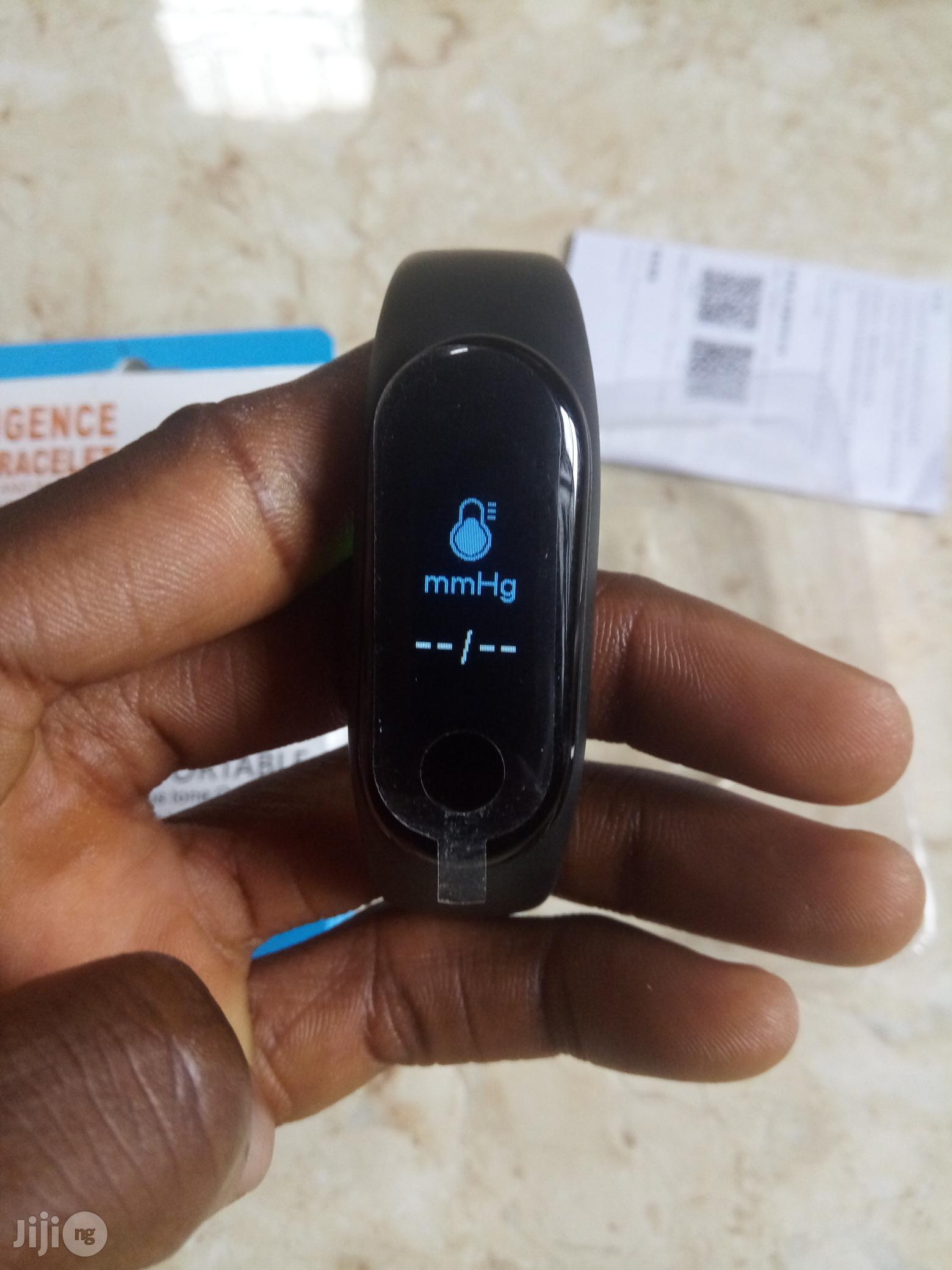 Smart Health Intelligence Fitness Monitoring Band
