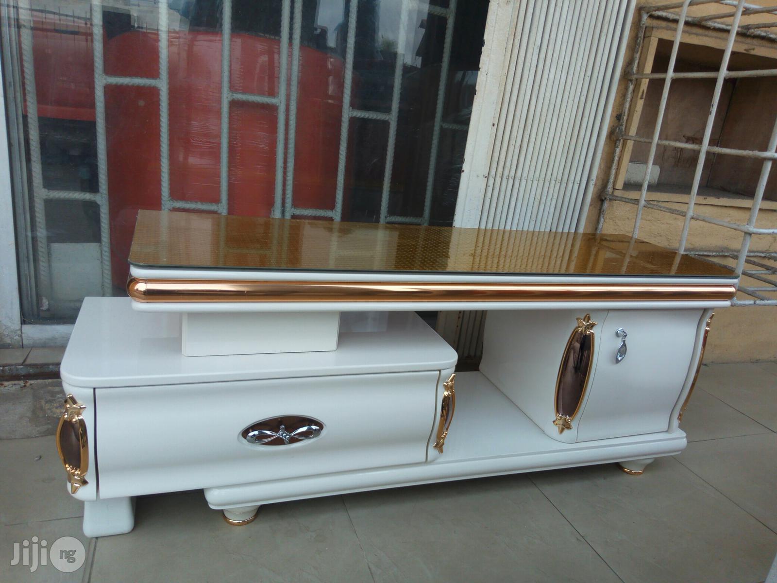 Royal Design Tv Console/Tv Stand