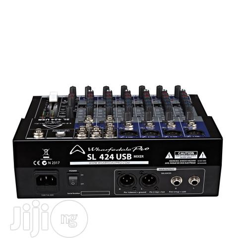 Warfedale Mixer SL424 With USB