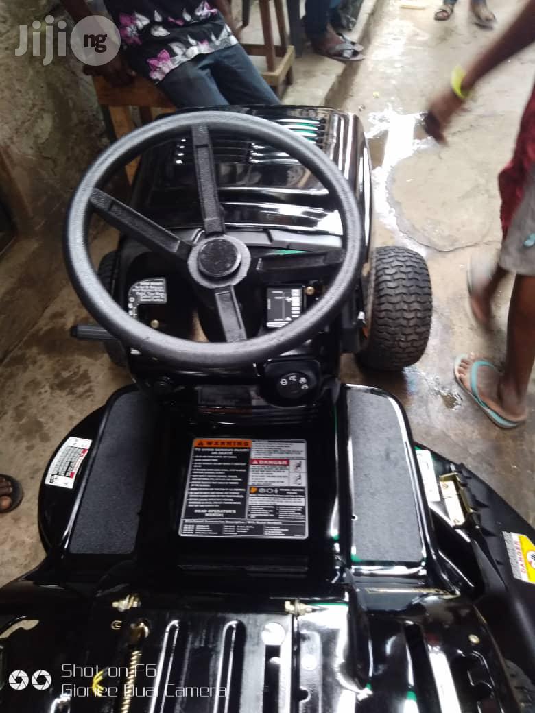 Original & High Quality Drive/Motorable Garden Lawn Mower.