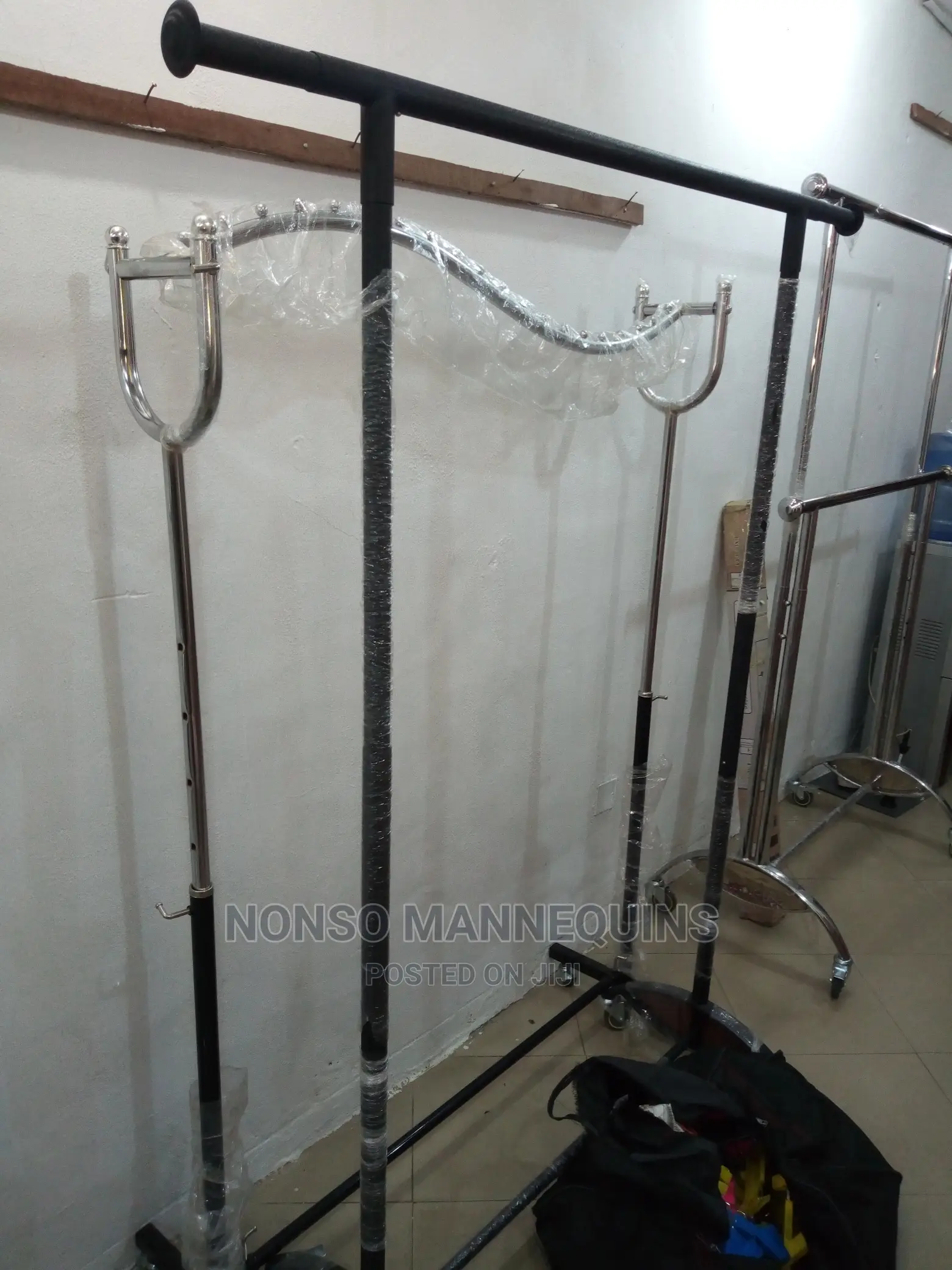 All Types of Silver Stainless Clothes Display Racks