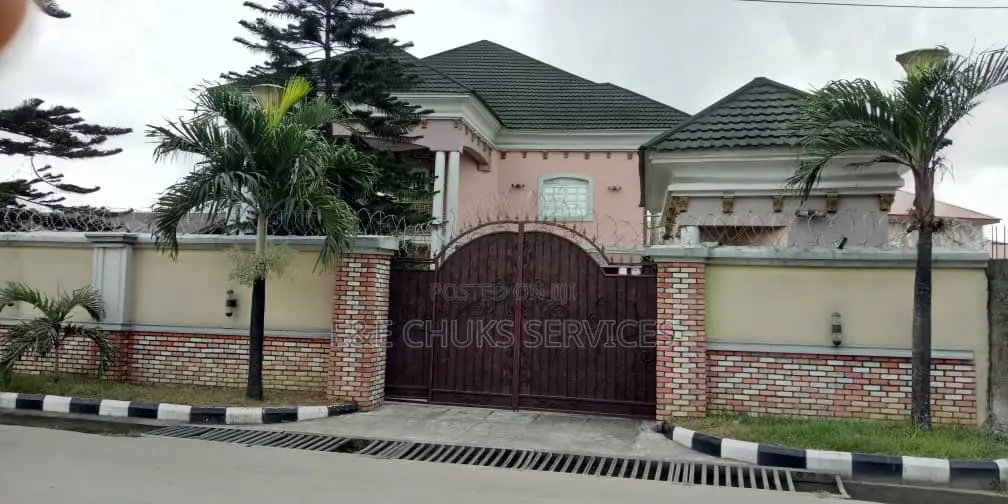 4bdrm Duplex in Obio-Akpor for rent