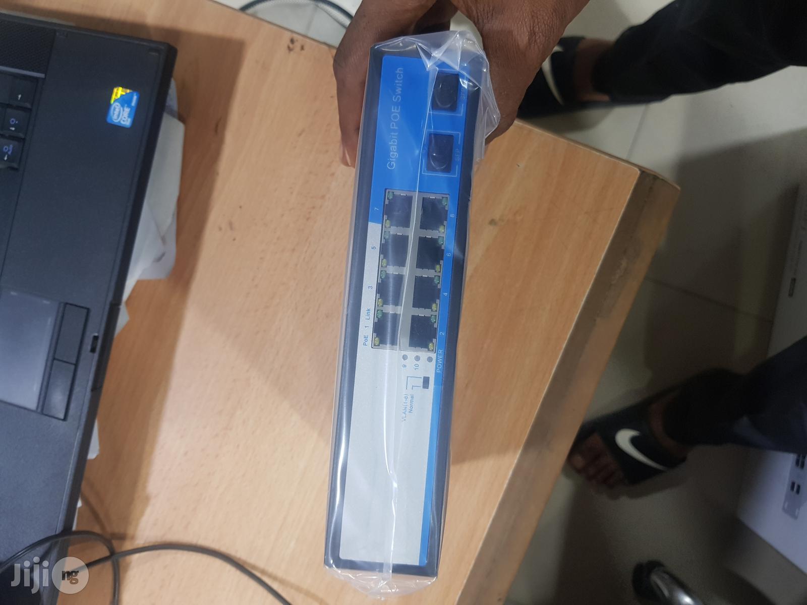 Netpro 10port Poe Switch. Gigabit 8port Poe +2gigab SFP Port