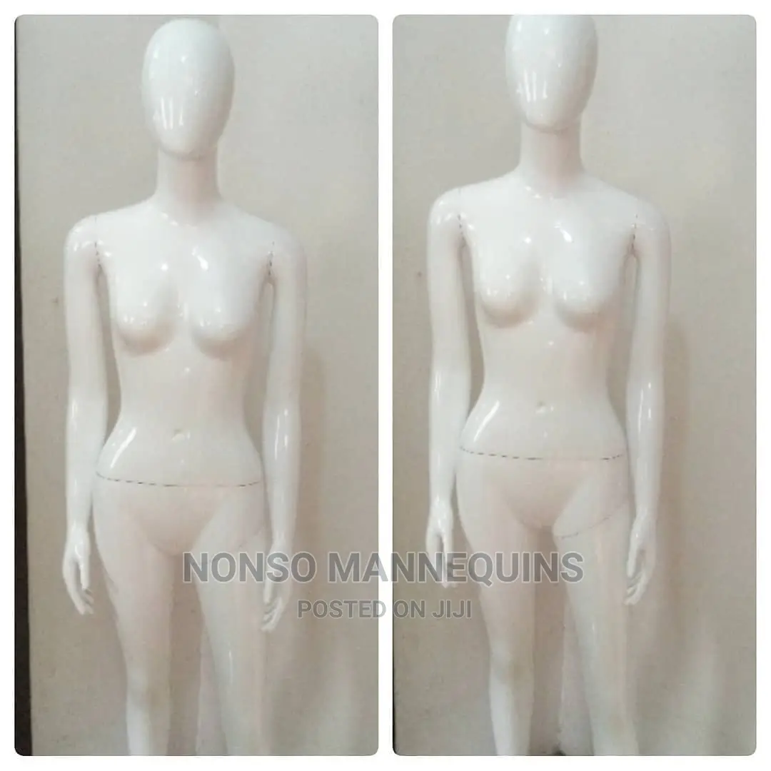 P24 Faceless Glossy White Female Display Mannequin