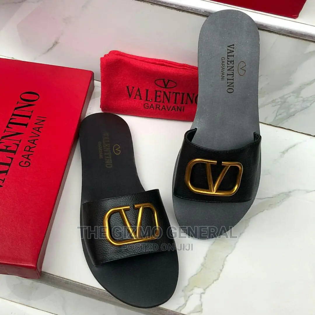 Valentino Garavani Cowhide Slide With Go Logo Detail
