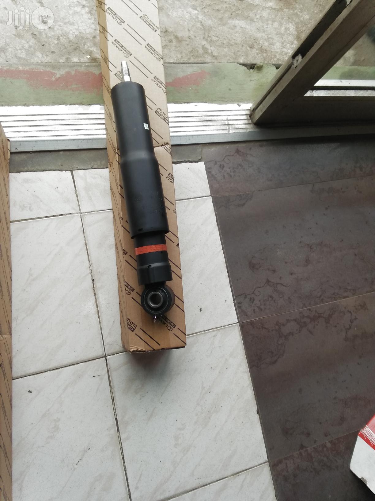 Hydraulic Shocks Absorbers for Lexus LX 470 / Landcrusier 05
