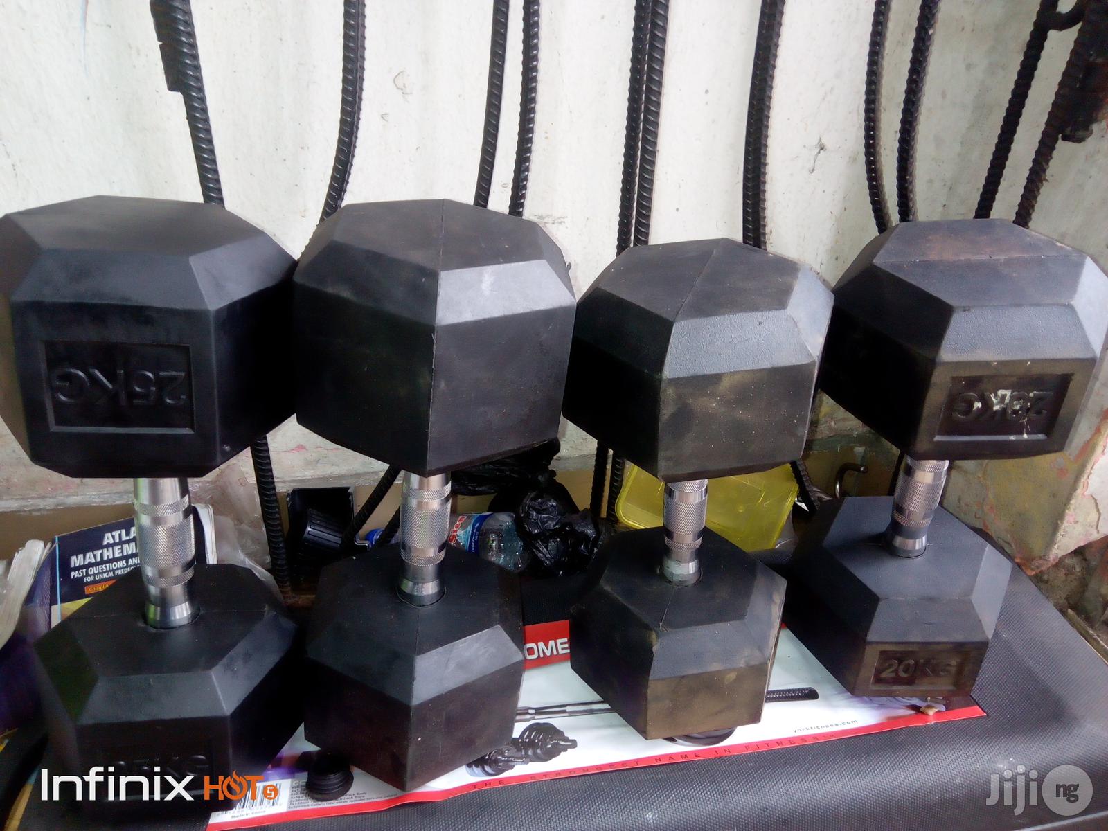 Durable Hex Dumbbell Is Available (5-25kg)