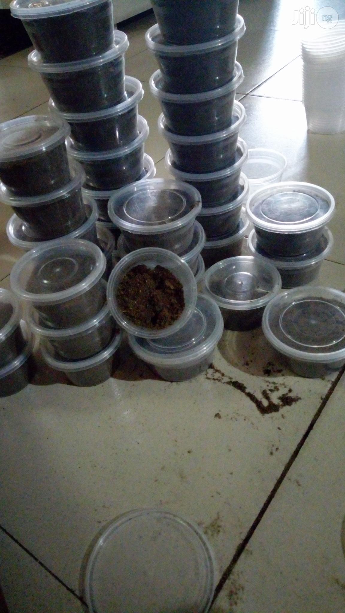 1 Dozen of Undiluted Chebe Powder Karka Oil