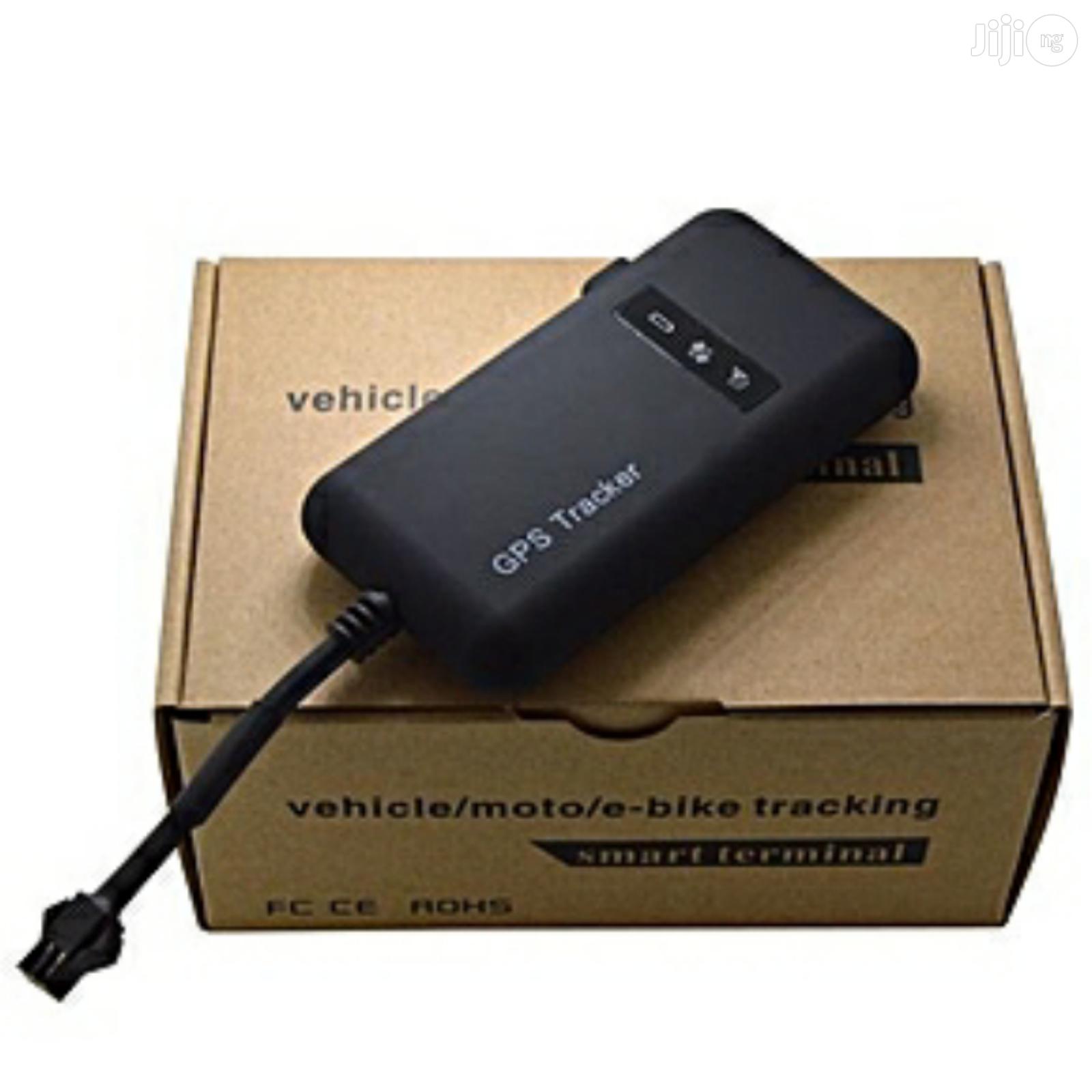 GPS Vehicle Tracker With Installation