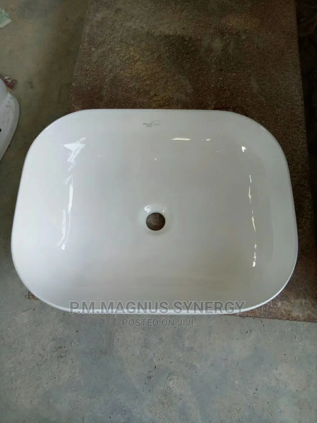 New England Standard Master Wash Hand Basin