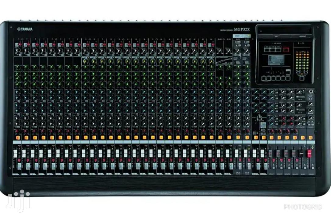Yamaha 32 Channel Premium Mixing Console