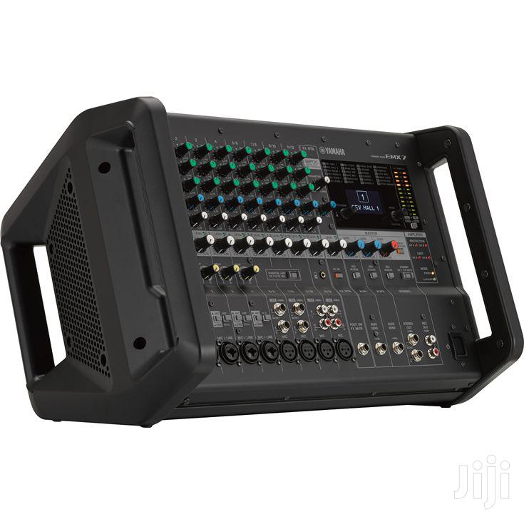 Yamaha Emx7 Powered Mixer