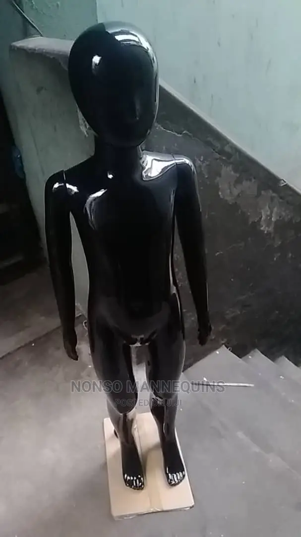 Black and White Colour Unisex Kid Display Mannequin