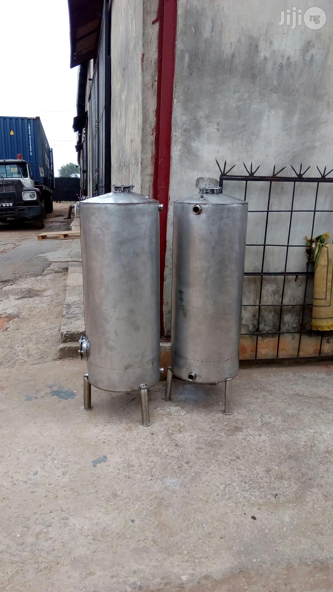 Local Stainless Water Treatment Tank