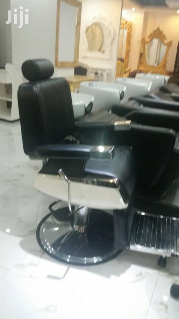 Barbing Chair