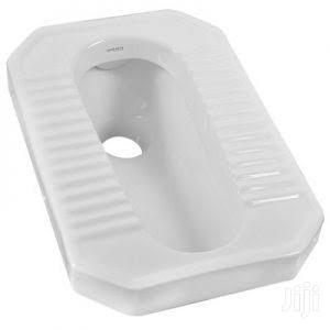 Squatting Pan With Tank