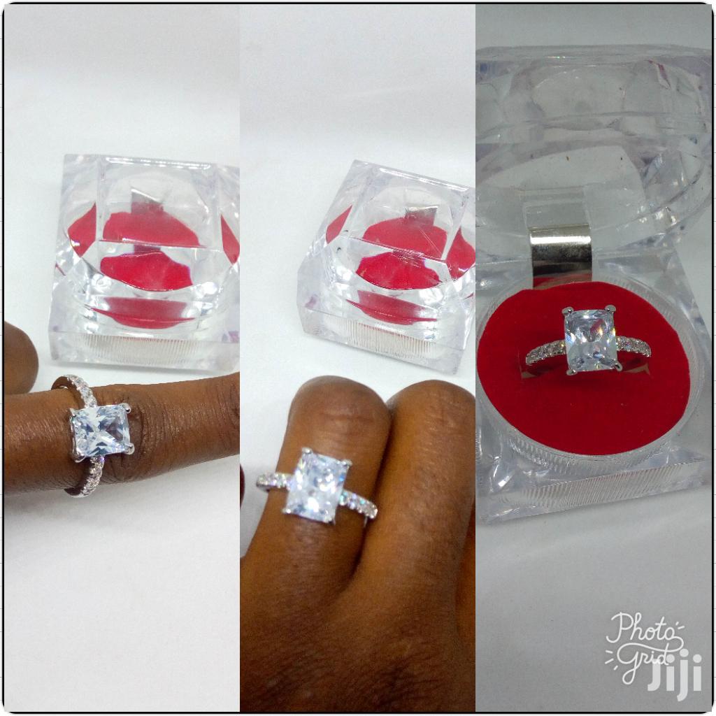 Zain Vick Ladies Engagement Ring - Silver