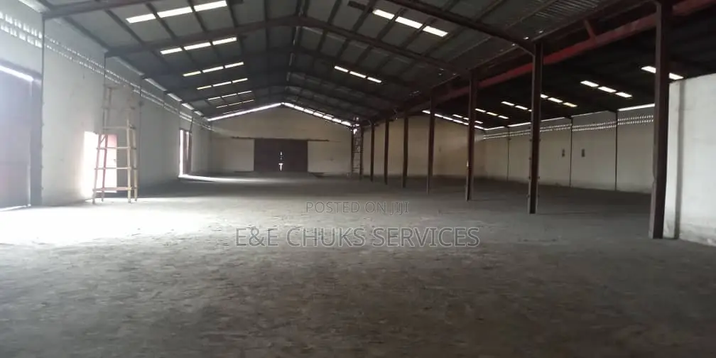 To LEASE: Massive Warehouse Around Transamadi Portharcourt