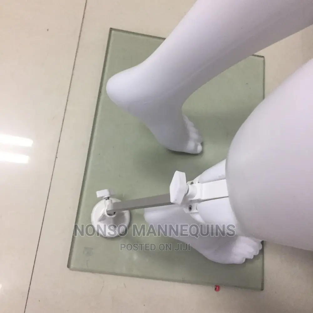 Elegant Full Body Big Breast Female Plastic Mannequin