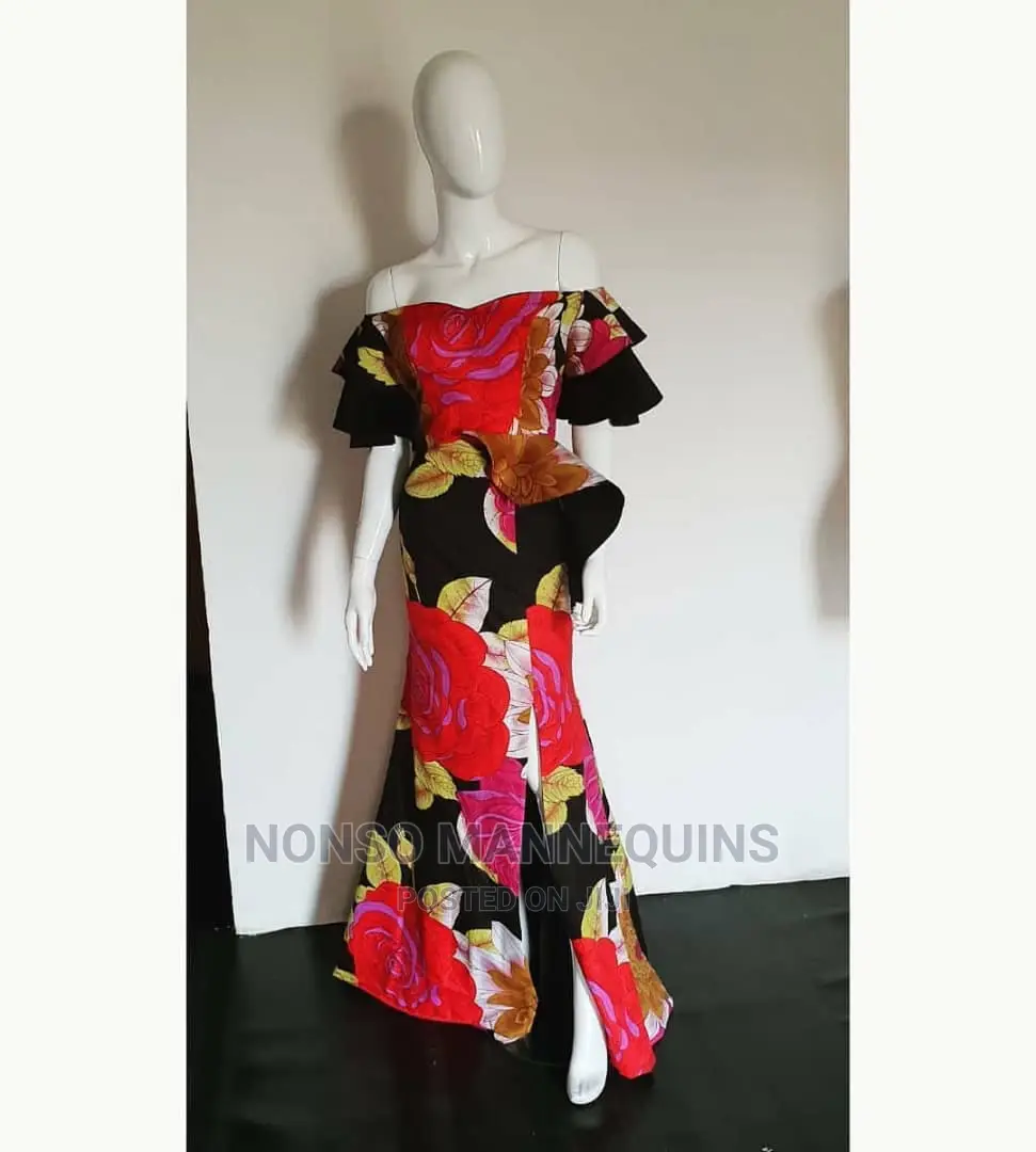 Glossy White Female Mannequins 8