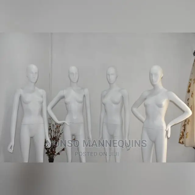 Glossy White Female Mannequins 8