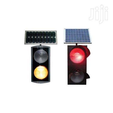 Economic And Efficient Solar Powered Traffic Light