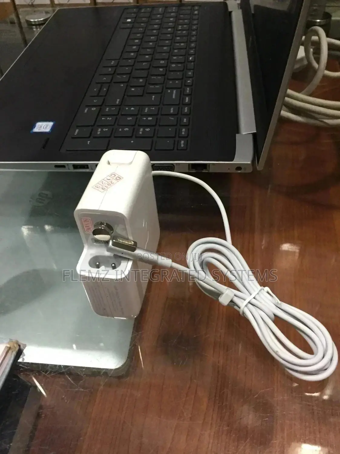 Direct Uk Used Macbook Chargers With Warranty on Flemz