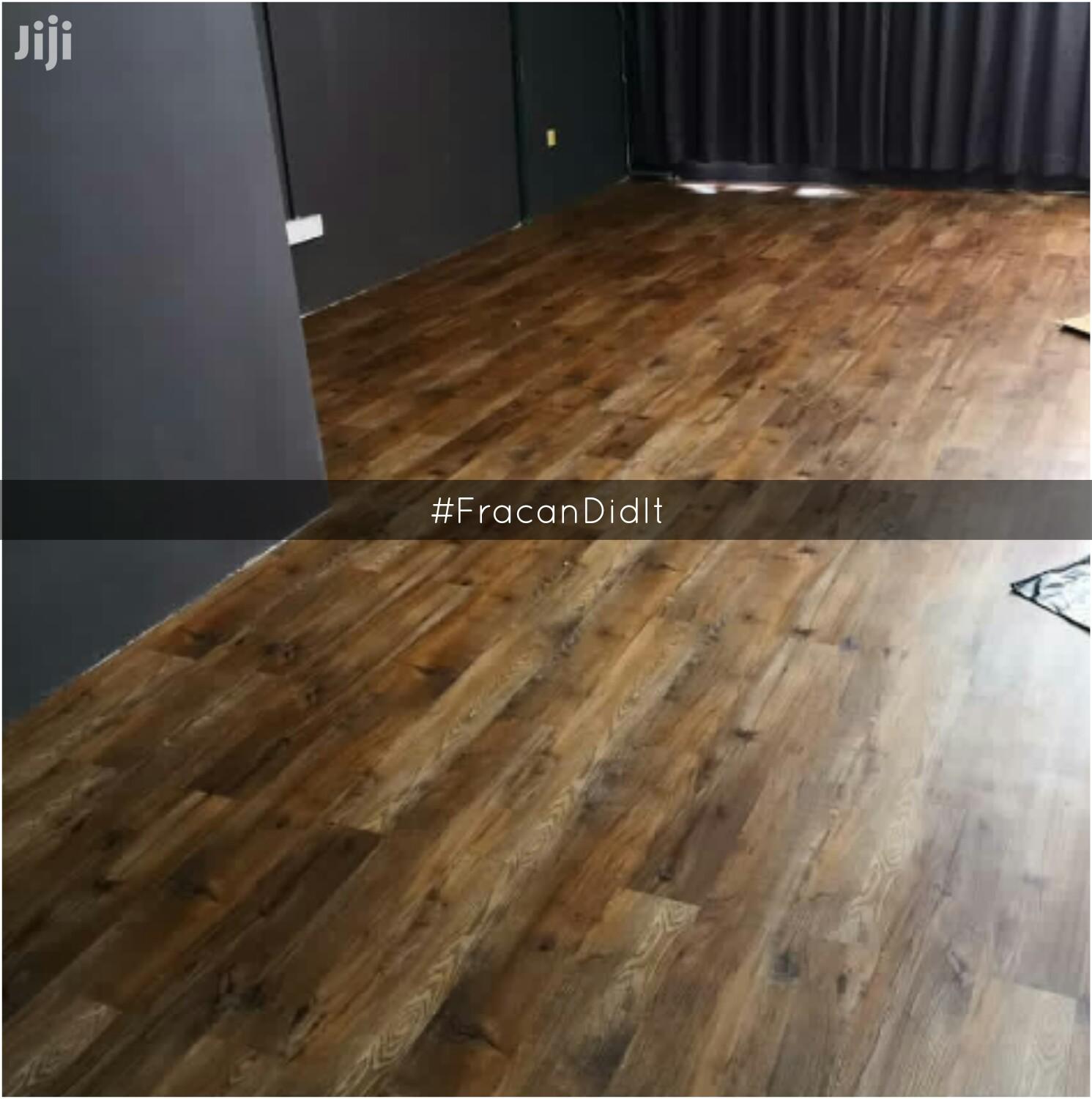 Trendy Water Friendly PVC Wood-Like Floating Floors.