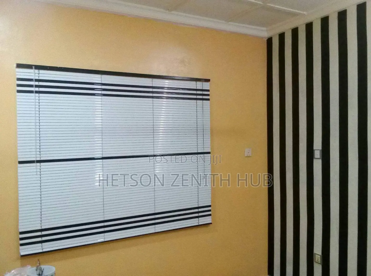 Clean Windows Blinds