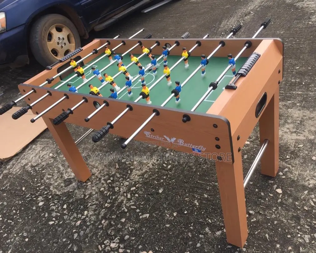 Striker Soccer Foosball Table New 109